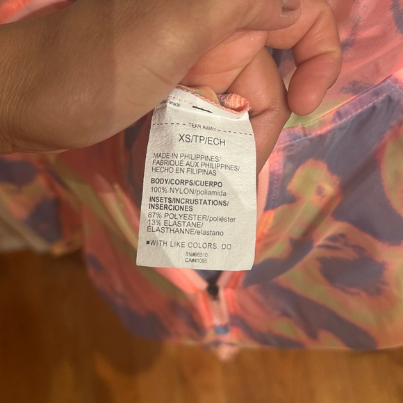 Under Armour Multicolor Tie-Dye Pullover xs - Picture 4 of 4